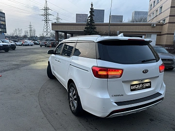 Kia Carnival, 2017г, передний привод, автомат