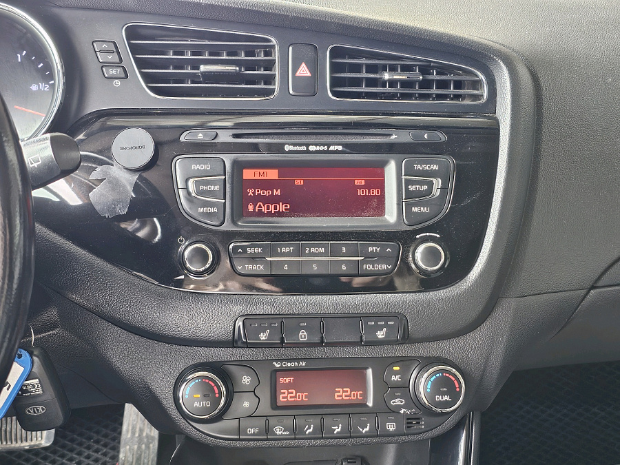 Kia Ceed, 2012г., передний привод, автомат