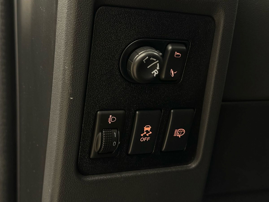 Nissan Qashqai, 2012г., передний привод, вариатор