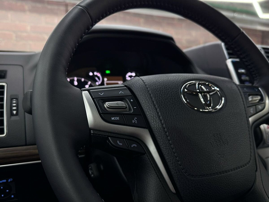 Toyota Land Cruiser Prado, 2022г., полный привод, автомат