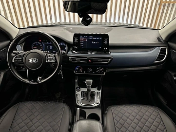 Kia Seltos, 2020г, полный привод, вариатор