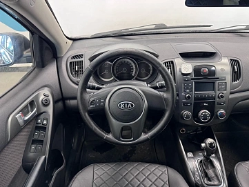 Kia Cerato, 2011г, передний привод, автомат