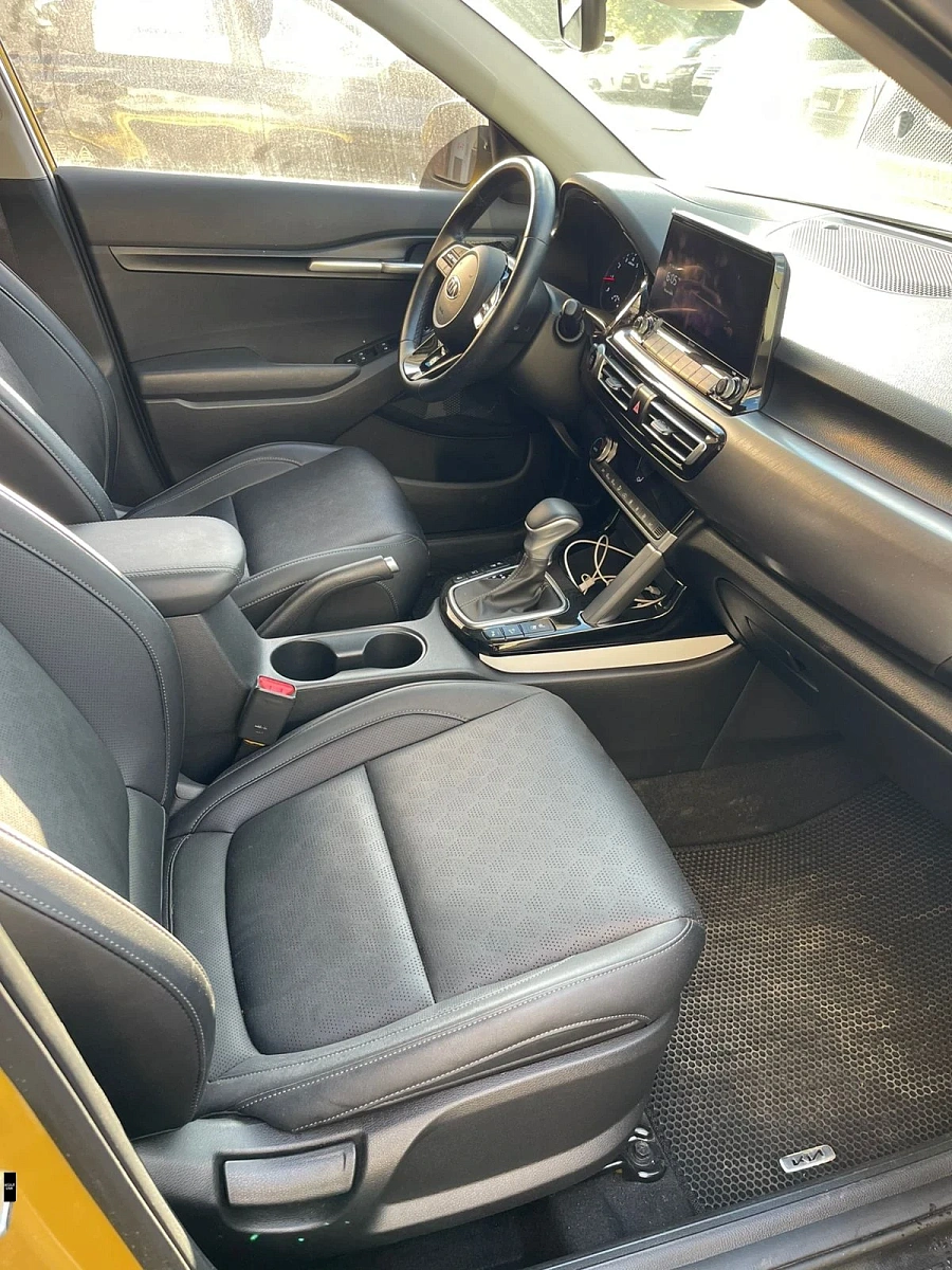 Kia Seltos, 2020г., передний привод, робот