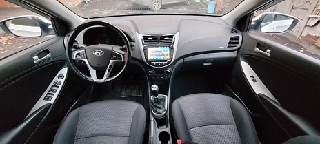 Hyundai Solaris, 2015г, передний привод, механика