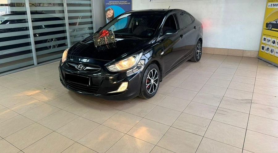 Hyundai Solaris, 2012г., передний привод, механика