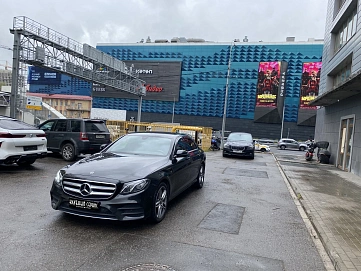 Mercedes-Benz E-Класс, 2020г, полный привод, автомат