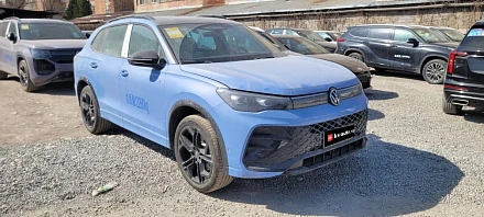 Volkswagen Tiguan, 2026г, полный привод, робот