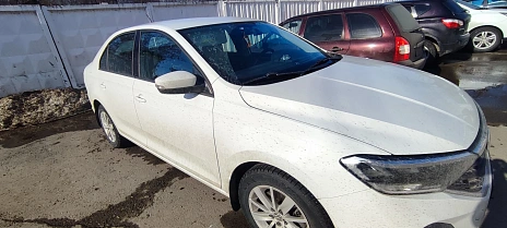 Volkswagen Polo, 2020г., передний привод, механика