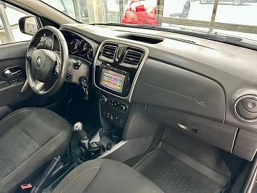 Renault Sandero, 2017г, передний привод, механика