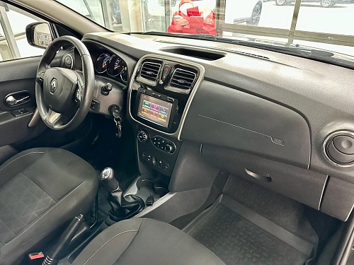 Renault Sandero, 2017г, передний привод, механика