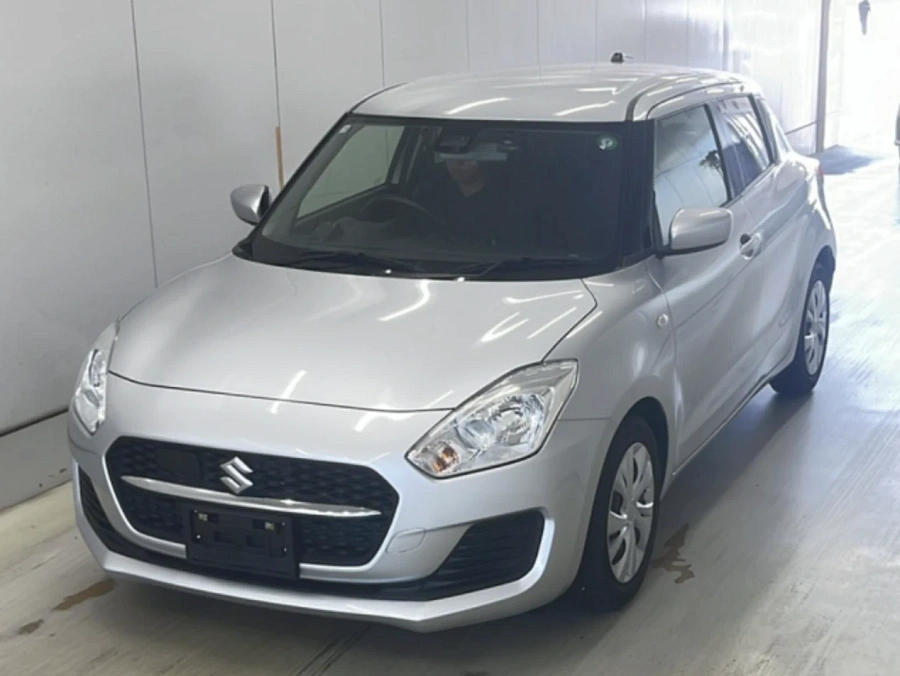 Suzuki Swift, 2021г., передний привод, вариатор