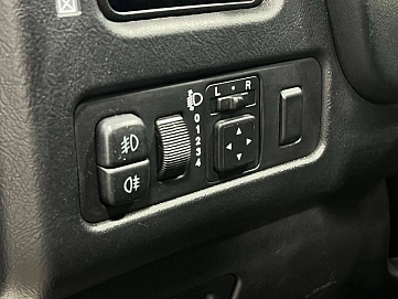 Mitsubishi Space Star, 2004г, передний привод, автомат