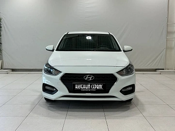 Hyundai Solaris, 2018г, передний привод, автомат