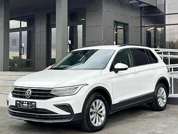 Volkswagen Tiguan, 2021г, полный привод, робот