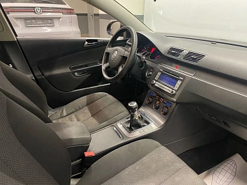 Volkswagen Passat, 2007г, передний привод, механика