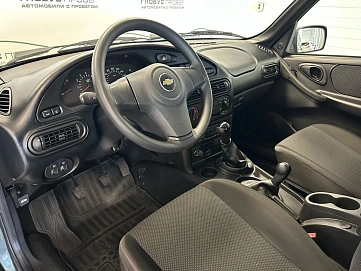 Chevrolet Niva, 2016г, передний привод, механика