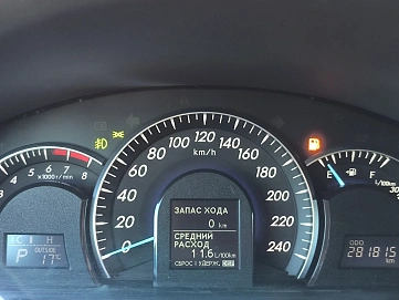 Toyota Camry, 2013г, передний привод, автомат