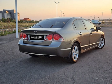Honda Civic, 2007г, передний привод, автомат