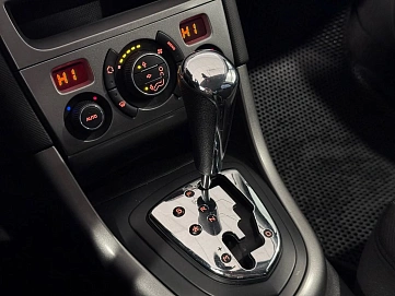 Peugeot 308, 2011г, передний привод, автомат