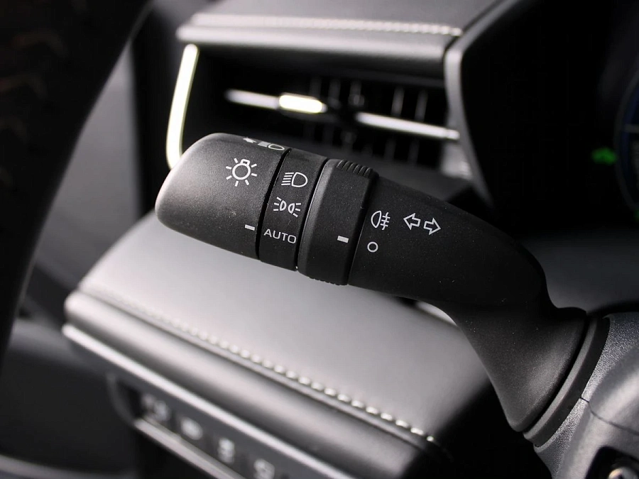 Toyota Camry, 2026г., передний привод, вариатор