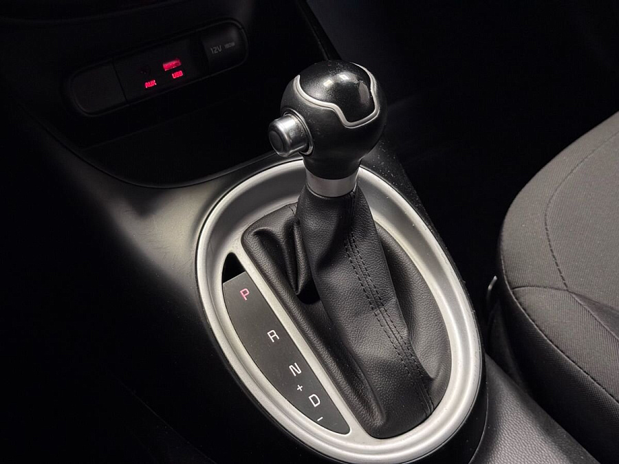 Kia , 2016г., передний привод, автомат