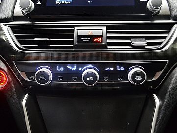 Honda Accord, 2018г, передний привод, механика