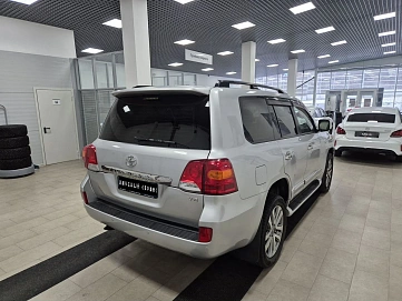 Toyota Land Cruiser, 2012г, полный привод, автомат