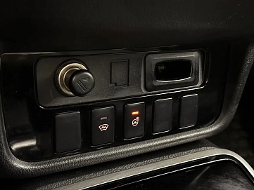 Mitsubishi Outlander, 2018г, передний привод, вариатор