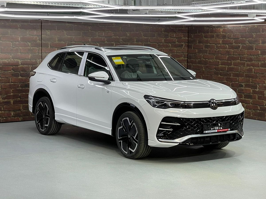 Volkswagen Tiguan, 2024г., полный привод, робот