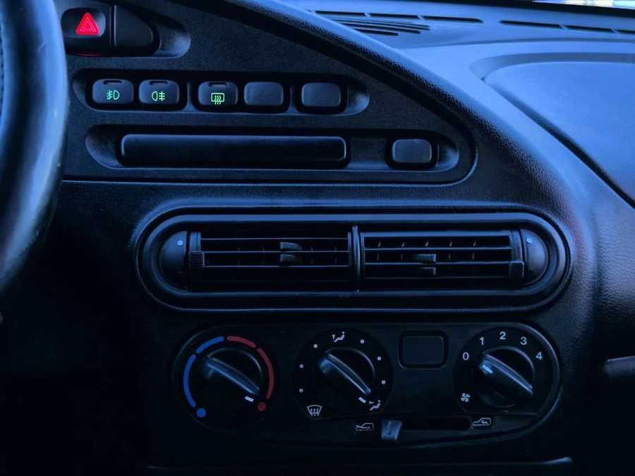 Chevrolet Niva, 2011г., полный привод, механика