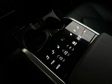 Toyota Camry, 2021г, передний привод, автомат