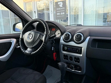 Renault Logan, 2011г, передний привод, автомат
