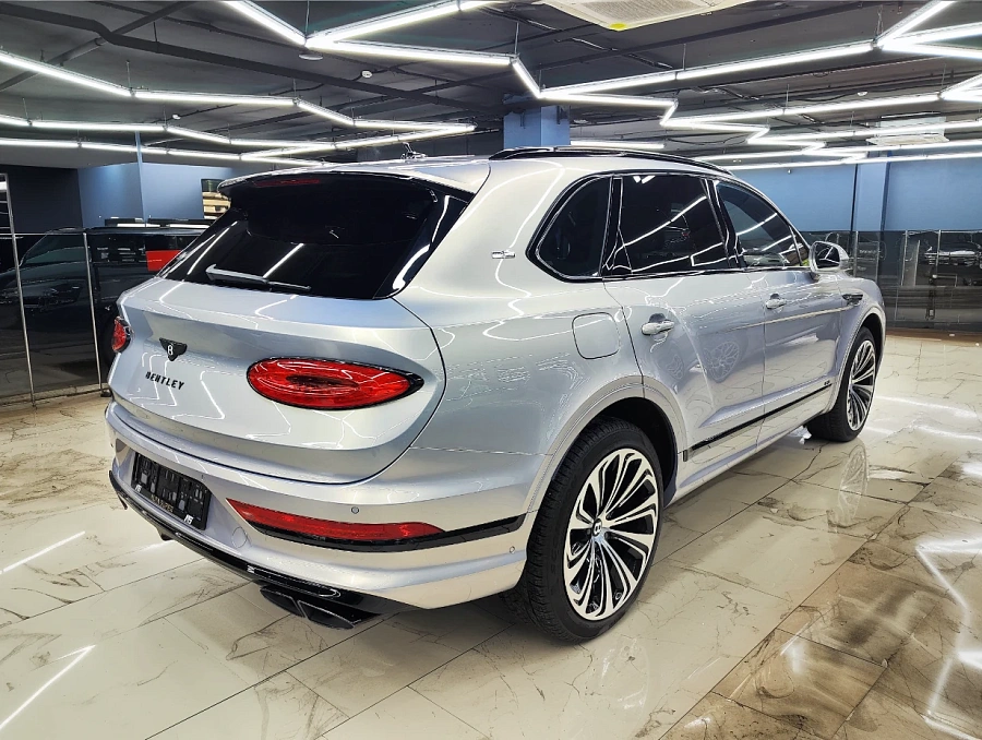 Bentley Bentayga, 2020г., полный привод, автомат