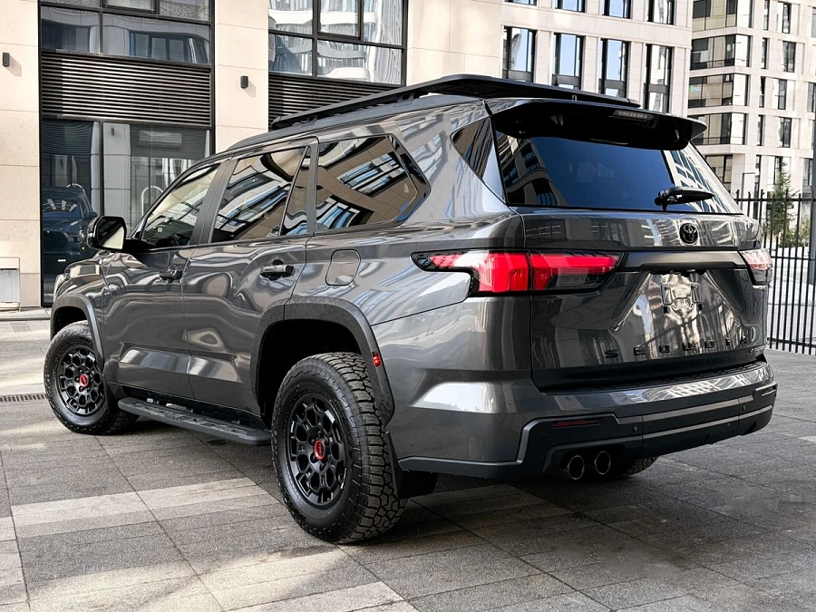 Toyota Sequoia, 2025г., полный привод, автомат