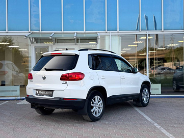 Volkswagen Tiguan, 2011г, передний привод, механика
