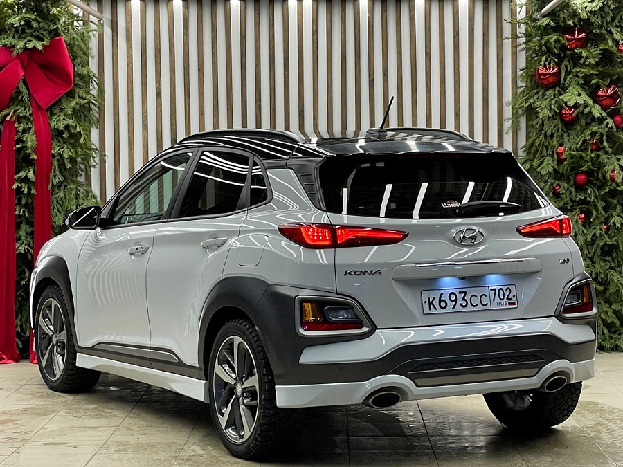 Hyundai Kona, 2018г., передний привод, робот