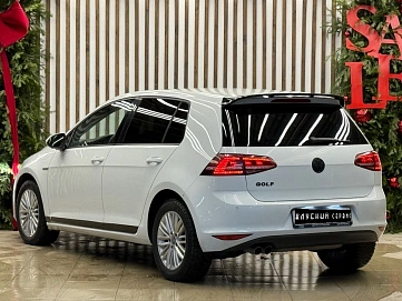 Volkswagen Golf, 2014г, передний привод, робот