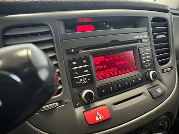 Kia Rio, 2010г., передний привод, механика