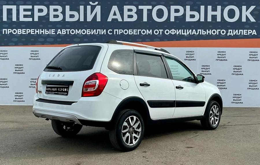 Lada (ВАЗ) Granta, 2021г., передний привод, механика