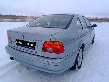 BMW 5 серии, 2002г, задний привод, автомат