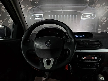 Renault Fluence, 2012г, передний привод, механика