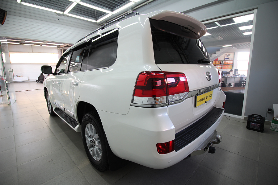 Toyota Land Cruiser, 2019г., полный привод, автомат