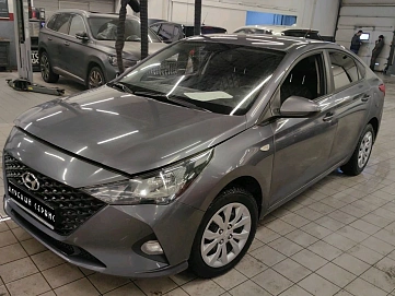 Hyundai Solaris, 2021г, передний привод, автомат