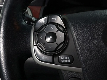 Toyota Camry, 2013г, передний привод, автомат