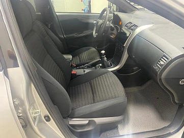 Toyota Corolla, 2013г, передний привод, механика