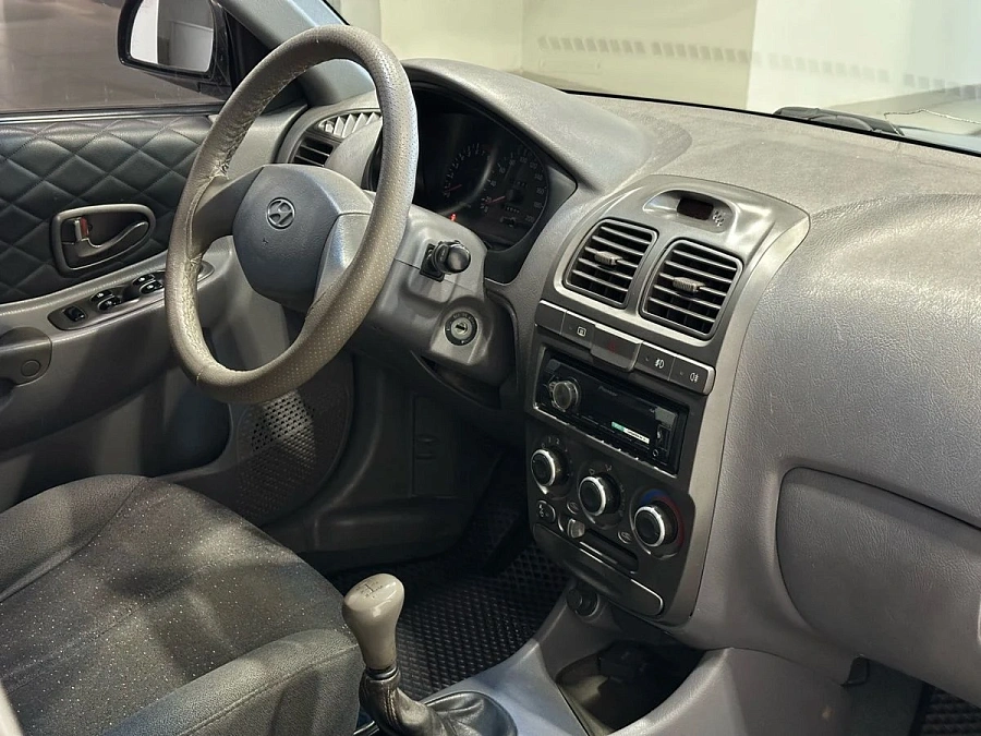 Hyundai Accent, 2007г., передний привод, механика