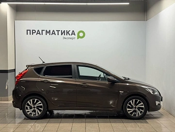 Hyundai Solaris, 2014г., передний привод, механика