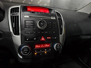 Kia Ceed, 2011г, передний привод, автомат