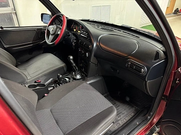 Chevrolet Niva, 2012г, полный привод, механика