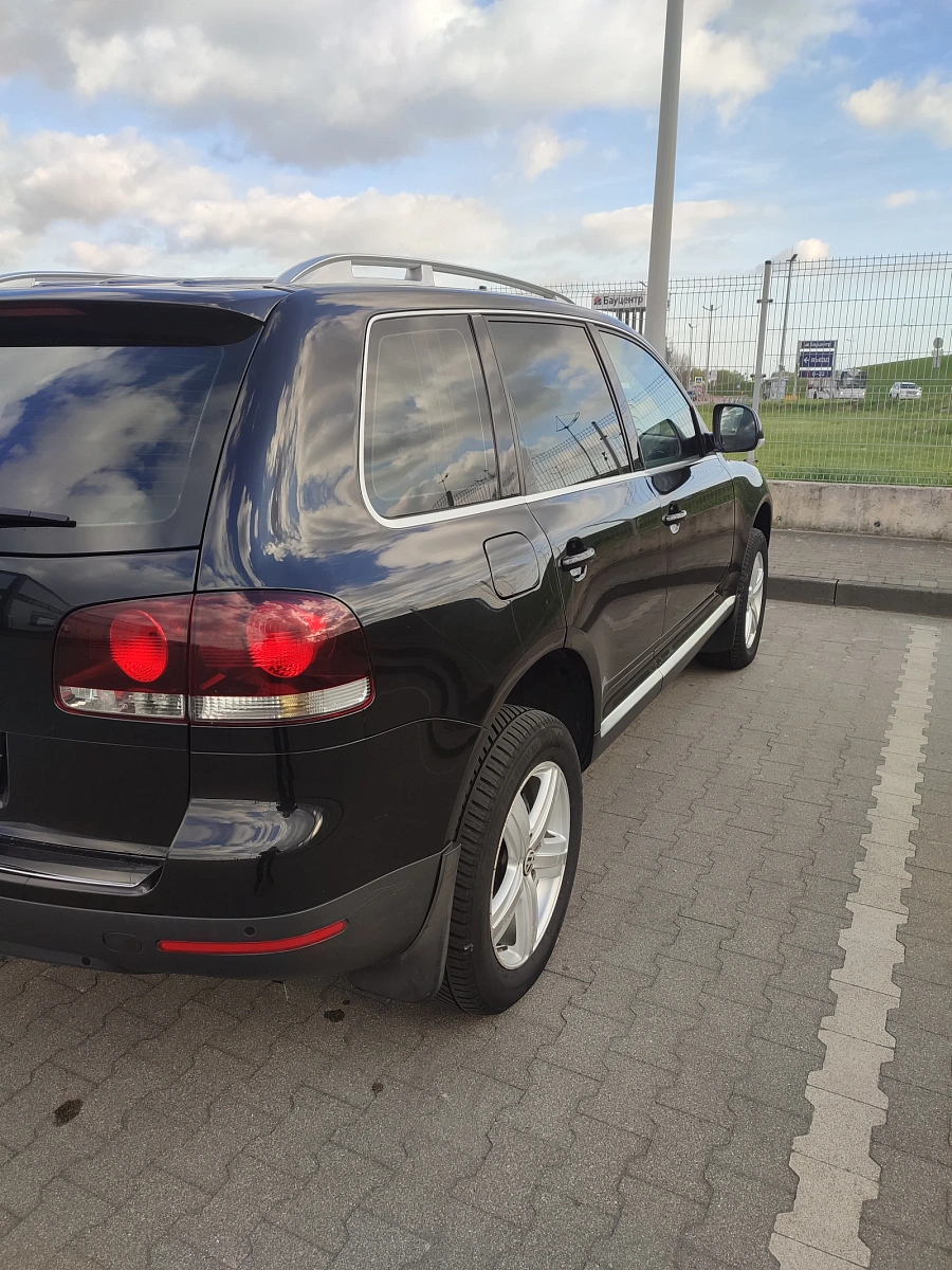 Volkswagen Touareg, 2008г., полный привод, автомат